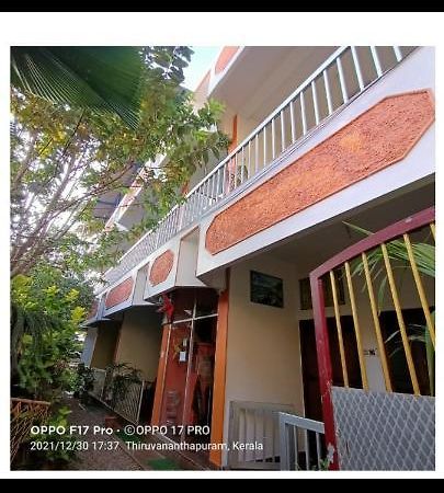 Baby House Hotel Варкала Екстериор снимка